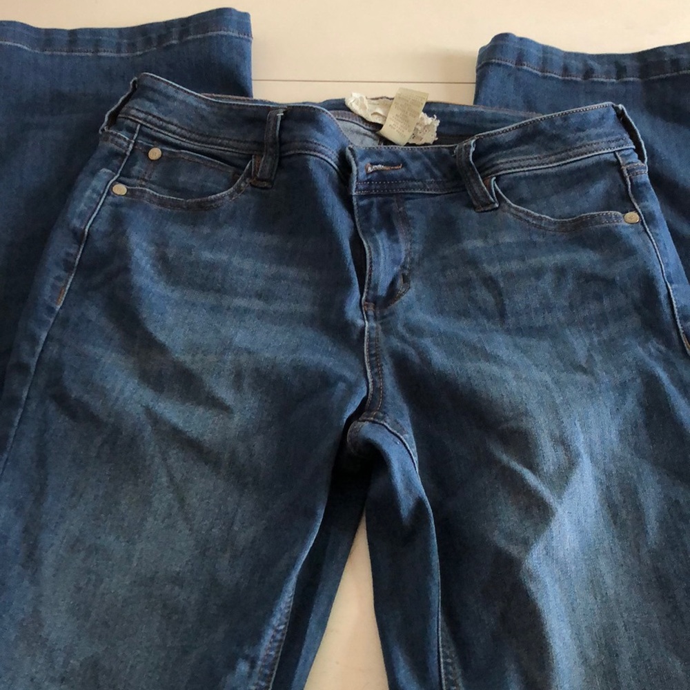 Boot cut jeans